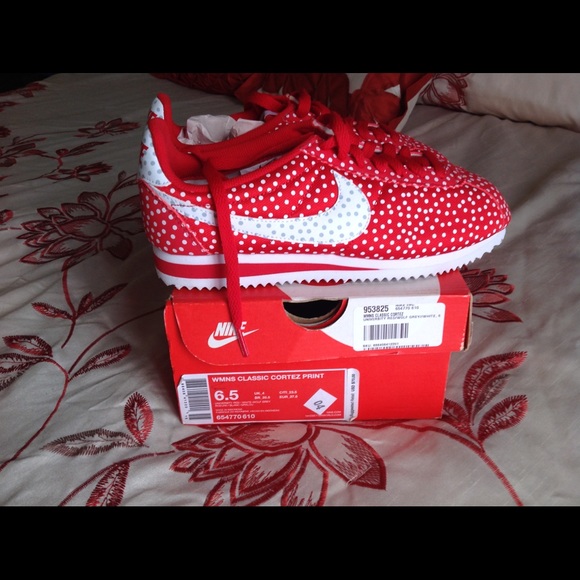 Nike Cortez Size 65 Polka Dot Red White 